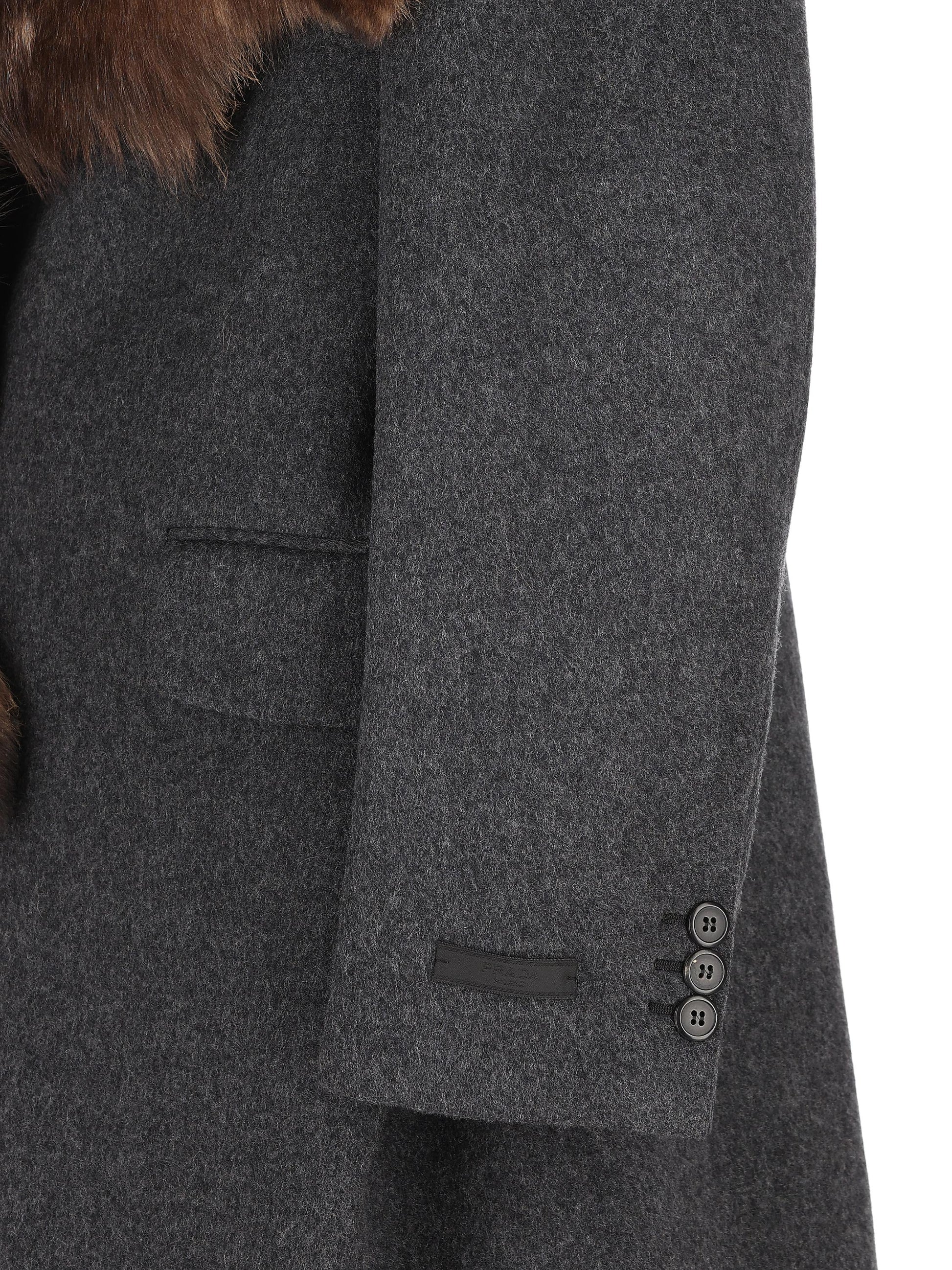 Cappotto realizzato in lana vergine. UC556M 15J0F0308 PRADA 