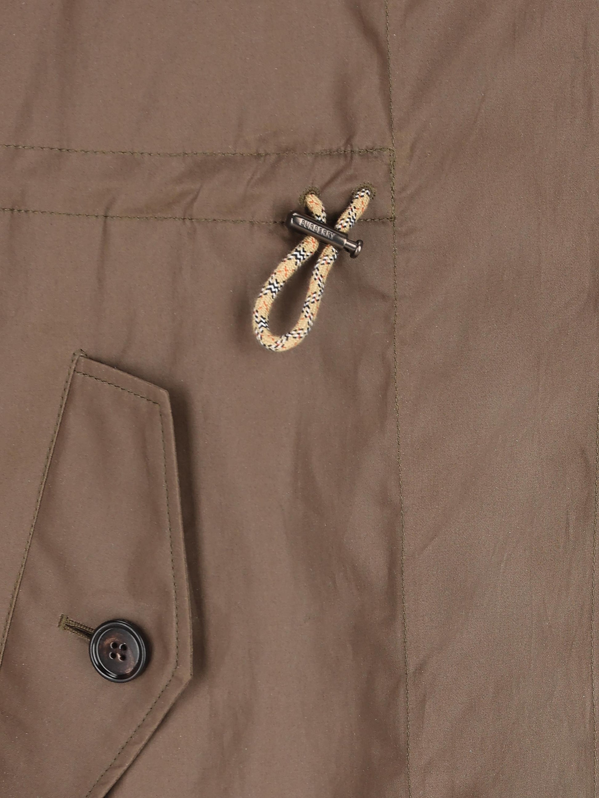 Parka realizzato in gabardine di cotone. 8116104 A1336 BURBERRY 