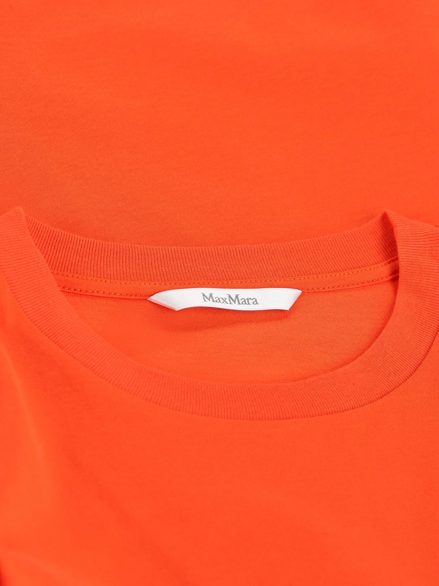 T-Shirt realizzata in cotone. 2611941022600 016 MAX MARA 