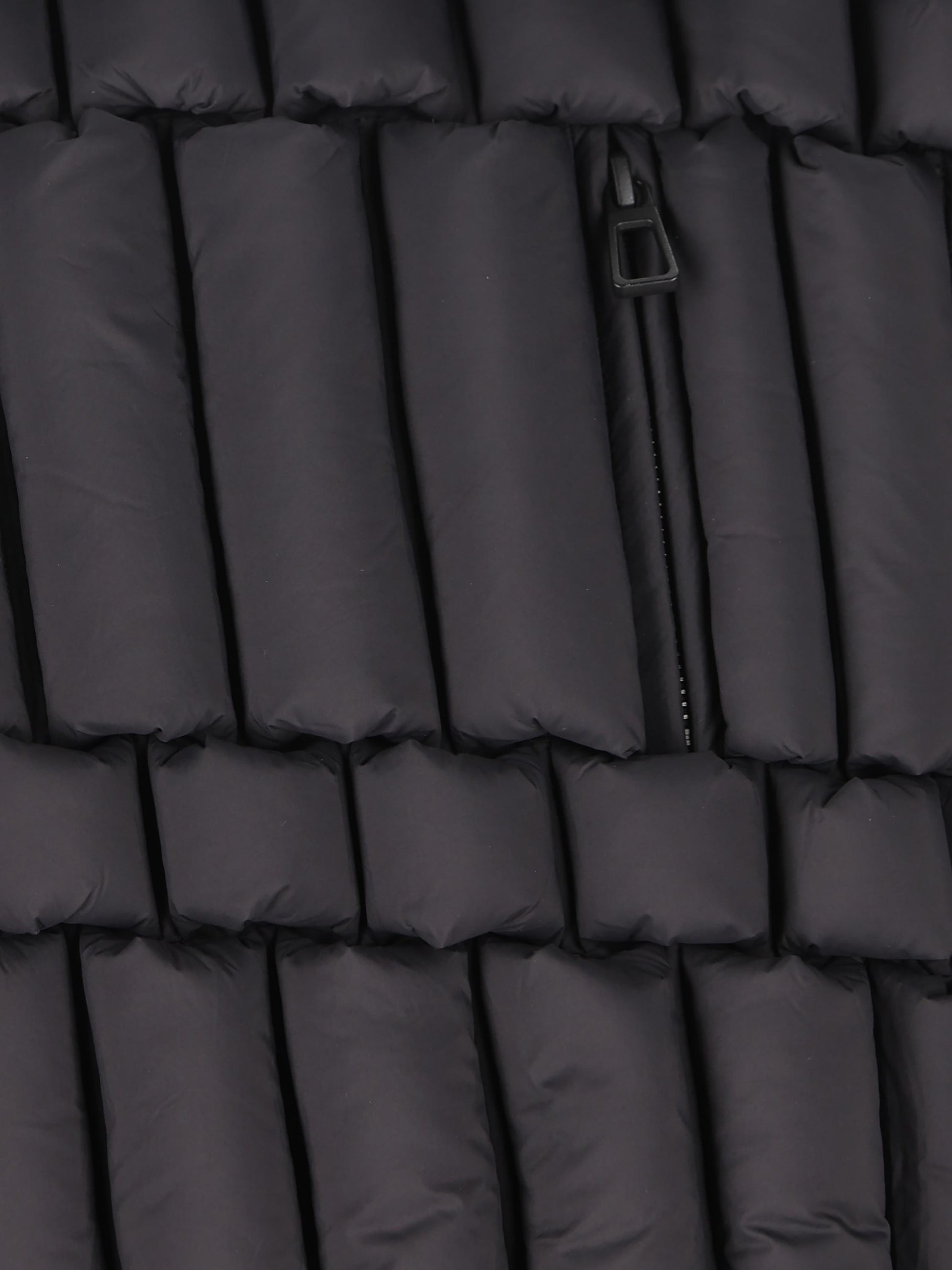 Piumino realizzato in nylon. CRDJ086 19 RAXXY 