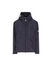 Giacca realizzata in poliestere. M1A00155 5987674S MONCLER 