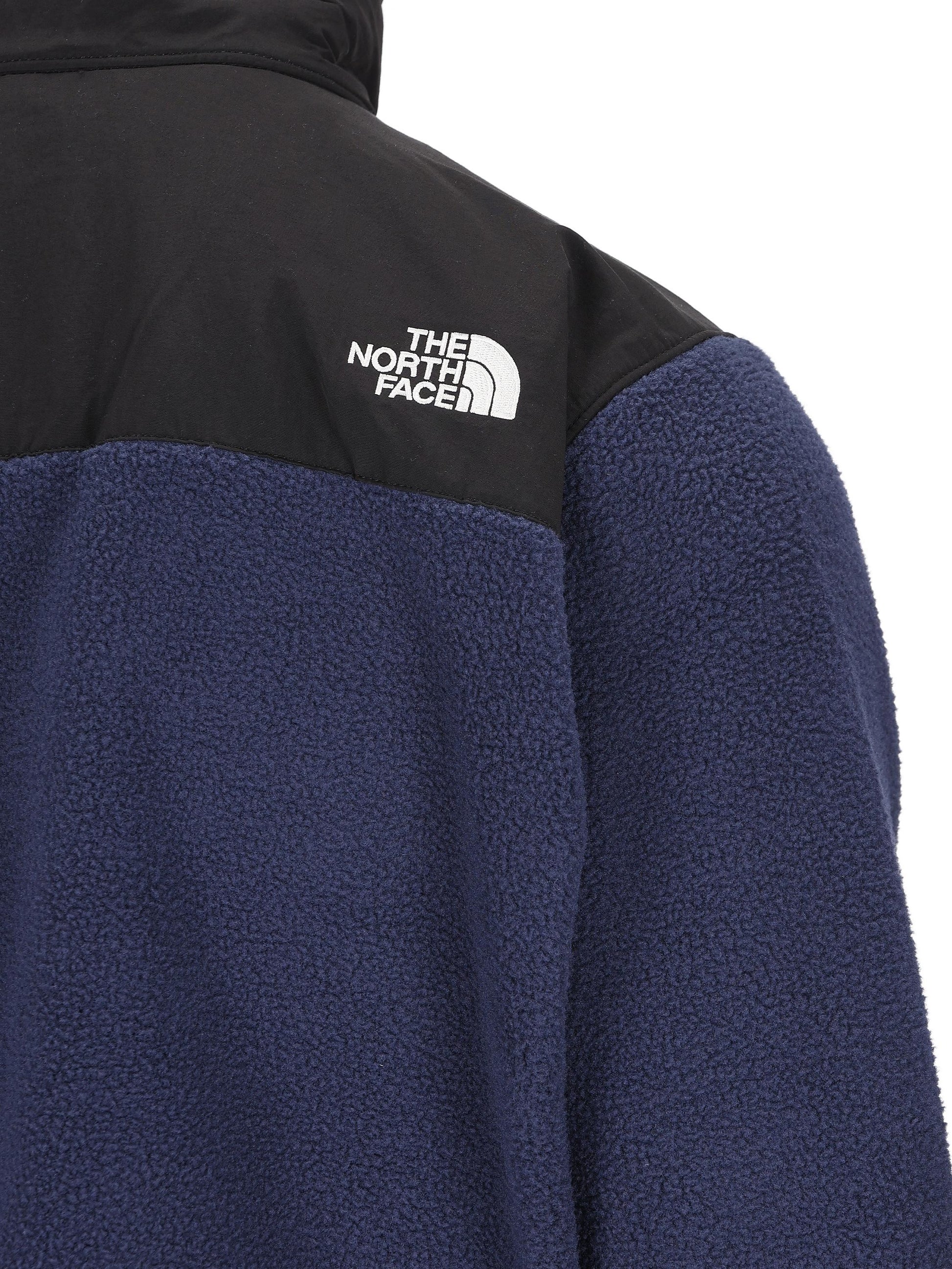 Giacca in poliestere. NF0A88XH 92A1 THE NORTH FACE 