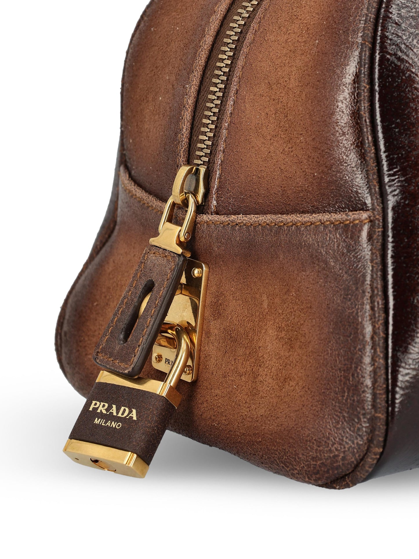 Bauletto realizzato in pelle di vitello. 1BB145 2HMYF0324 PRADA 