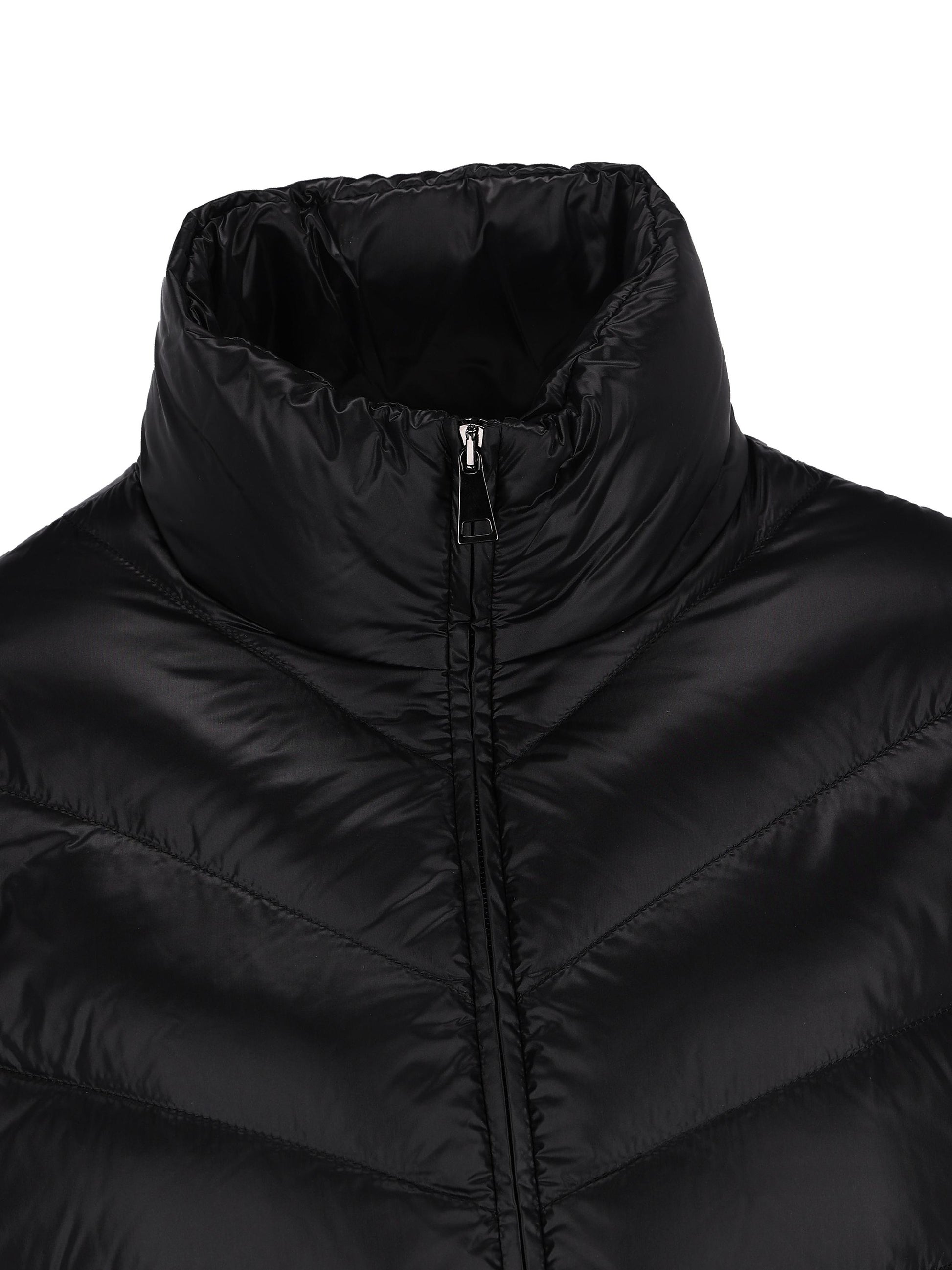 Cardigan in lana merino. W9B00024 M1131999 MONCLER 