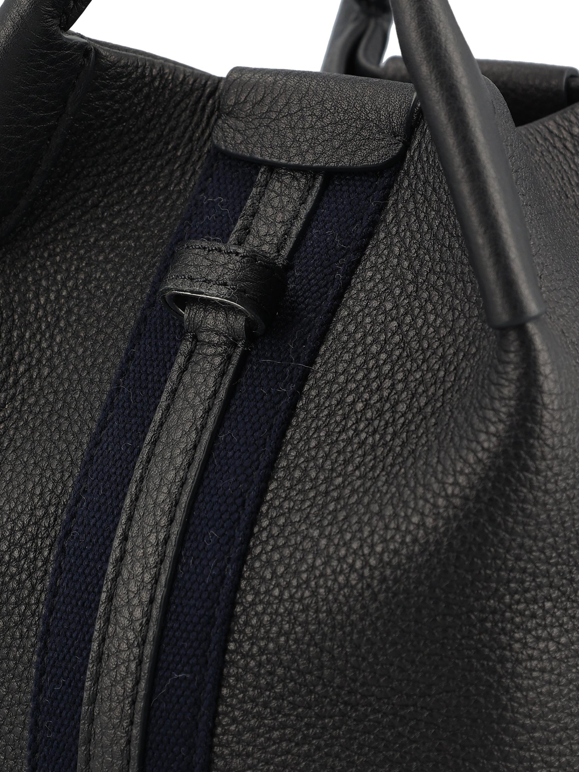 Borsa realizzata in pelle. FAM7943 W000 LORO PIANA 