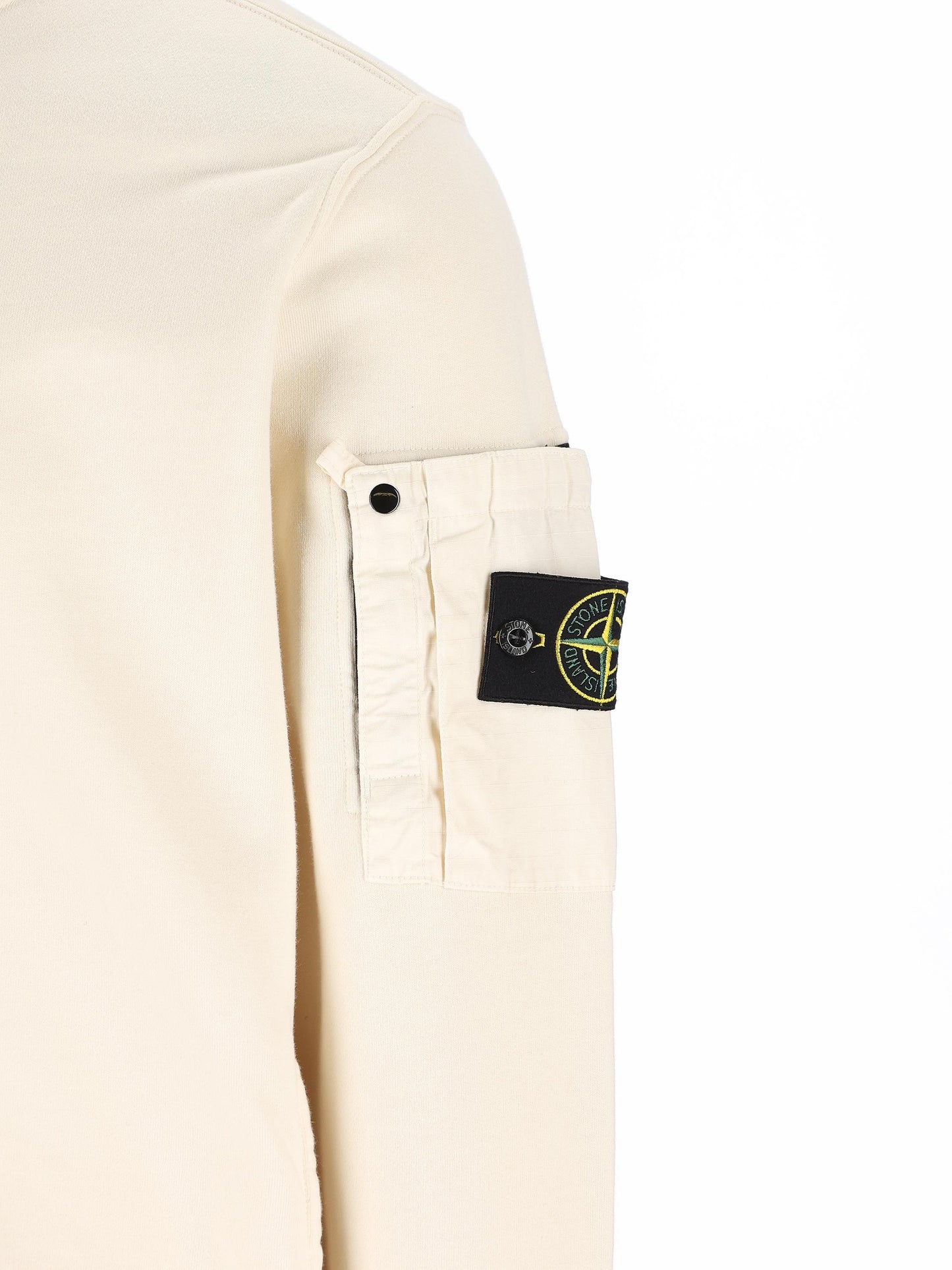 Giacca realizzata in cotone. 6100018 S0410V0093 STONE ISLAND 