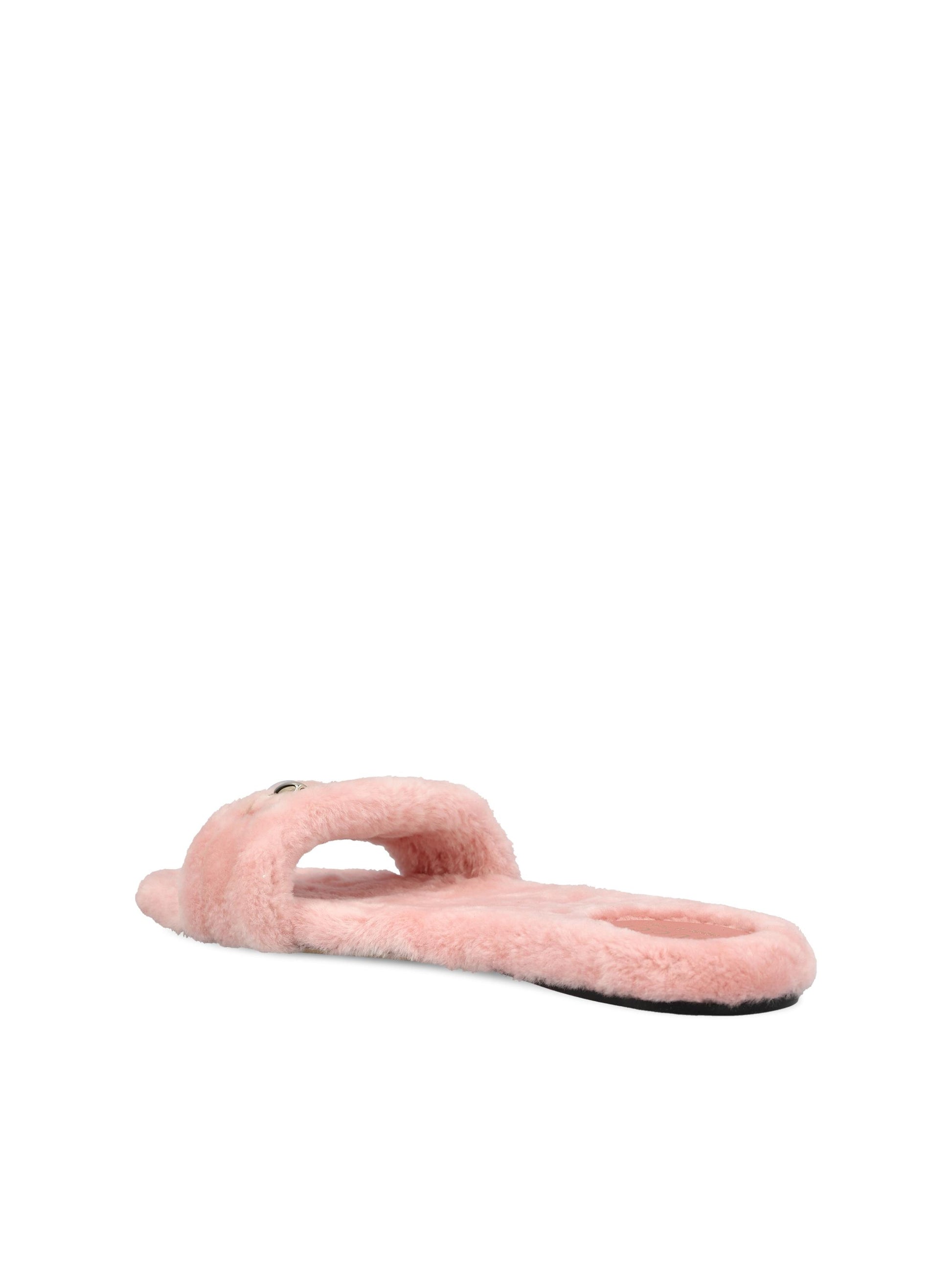 Sandalo realizzato in lana. 852385 AAFSK6860 GUCCI 